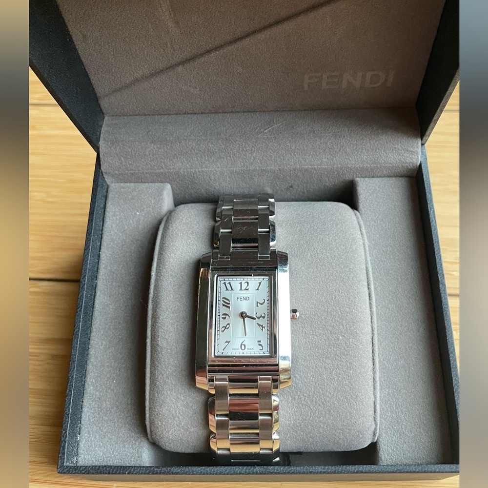 Fendi ‘Loop’ Silver Stainless Steel Women’s Watch